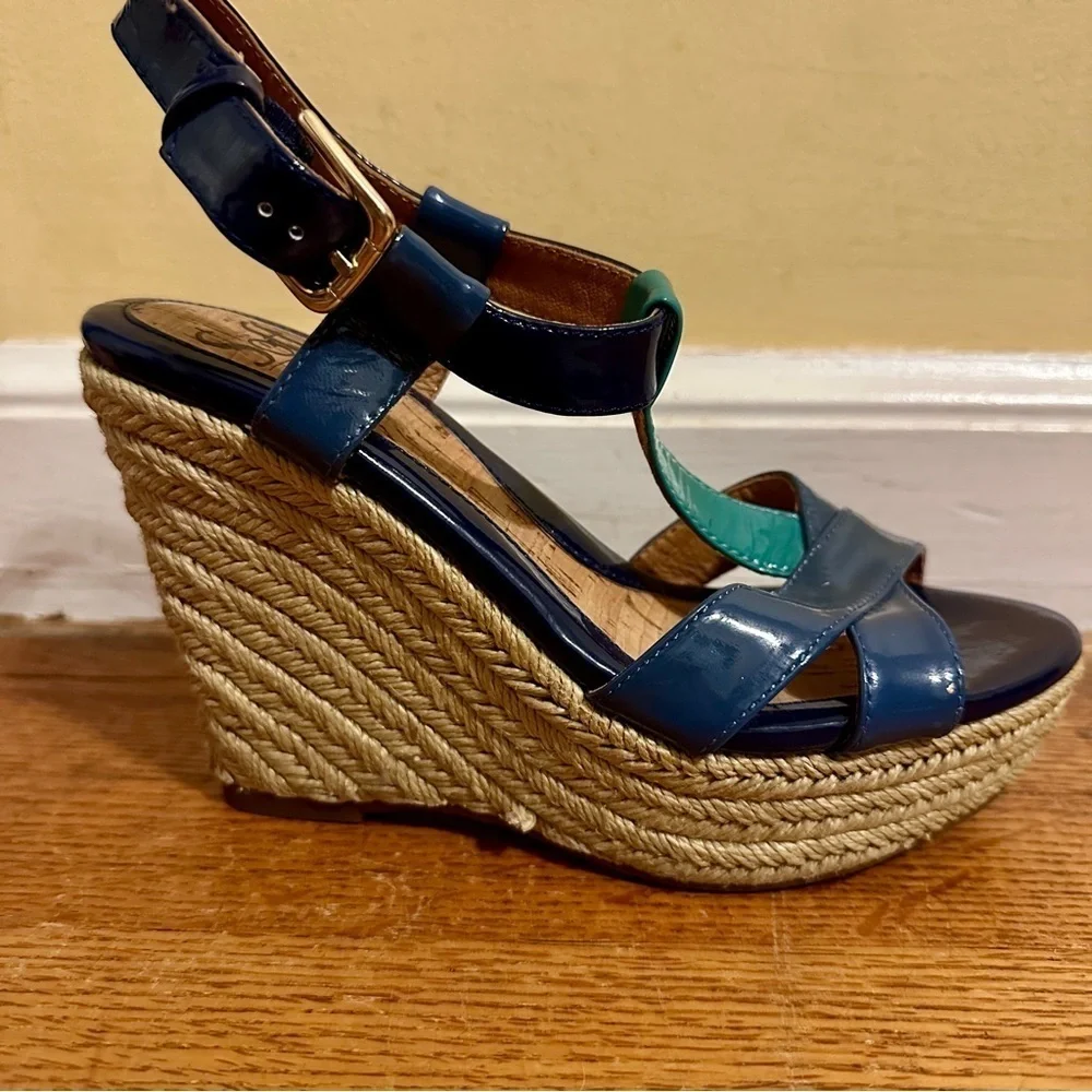 Sofft NWOT blue turquoise wedge sandals a T Strap espadrilles Size 6 women